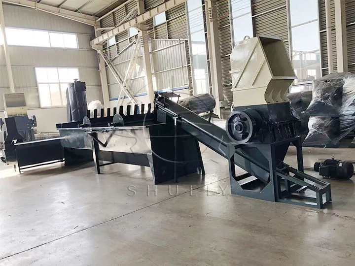 small plastic recycling machine