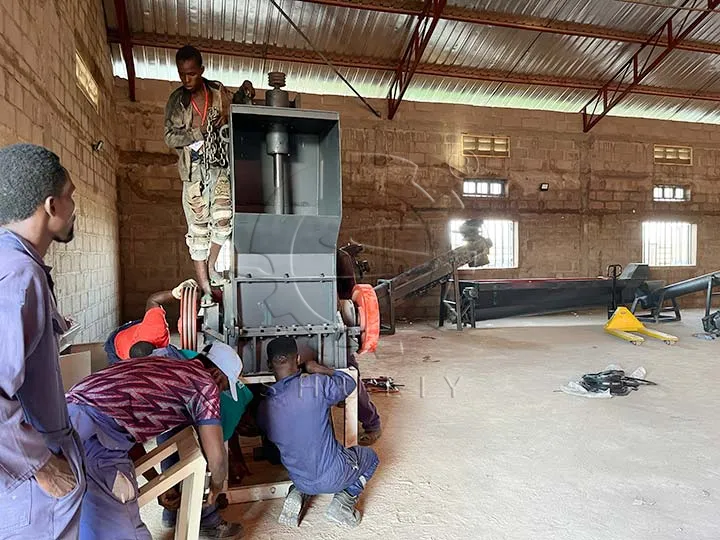 Planta de reciclaje de botellas de PET instalada en Nigeria