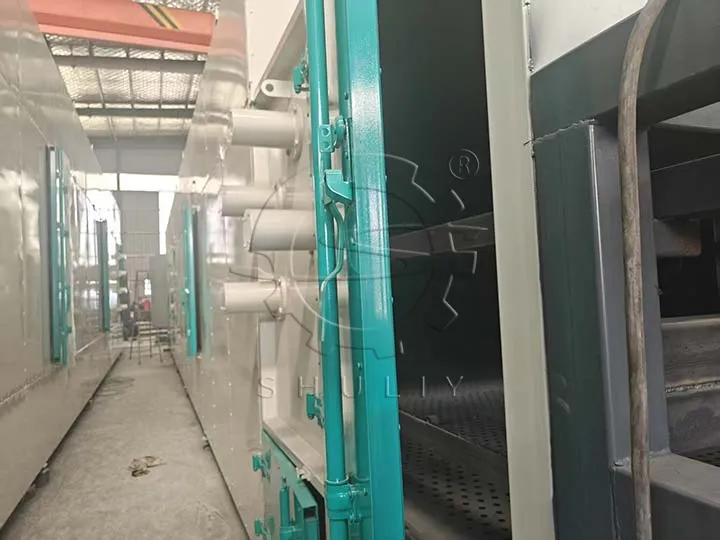 Metal egg tray dryer