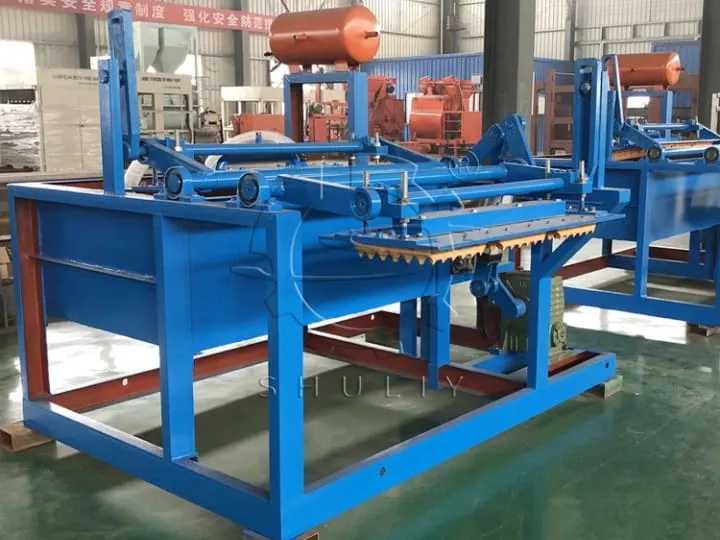 Single-sided egg plate making machine