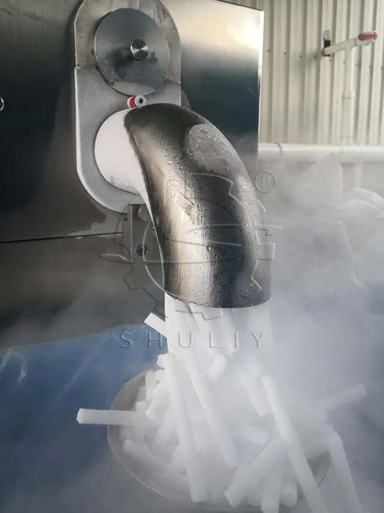 viên tạo đá khô