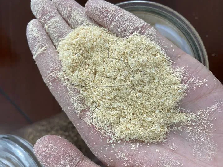 Fine sawdust