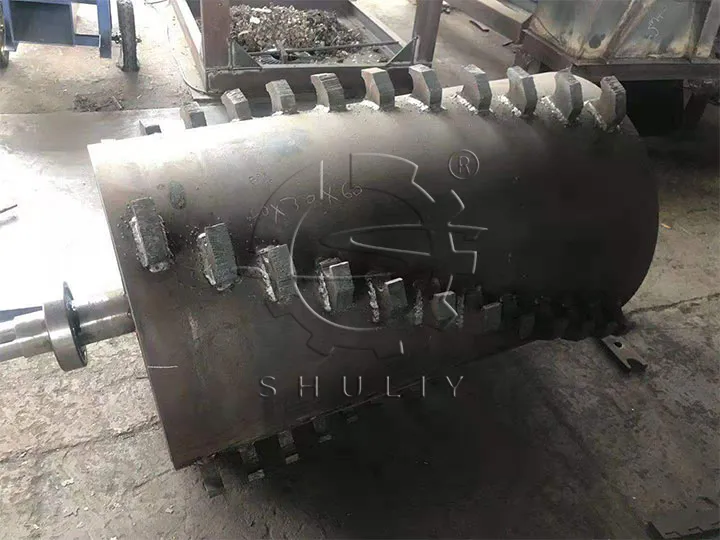 Claw saws